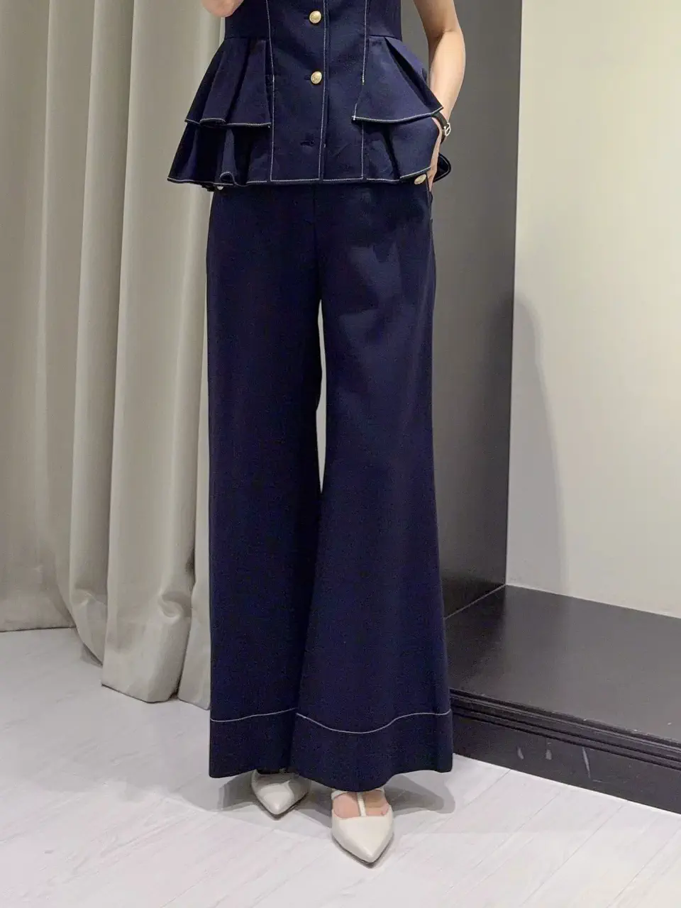 GRACE CONTINENTAL 亀田 未希 コーディネート画像