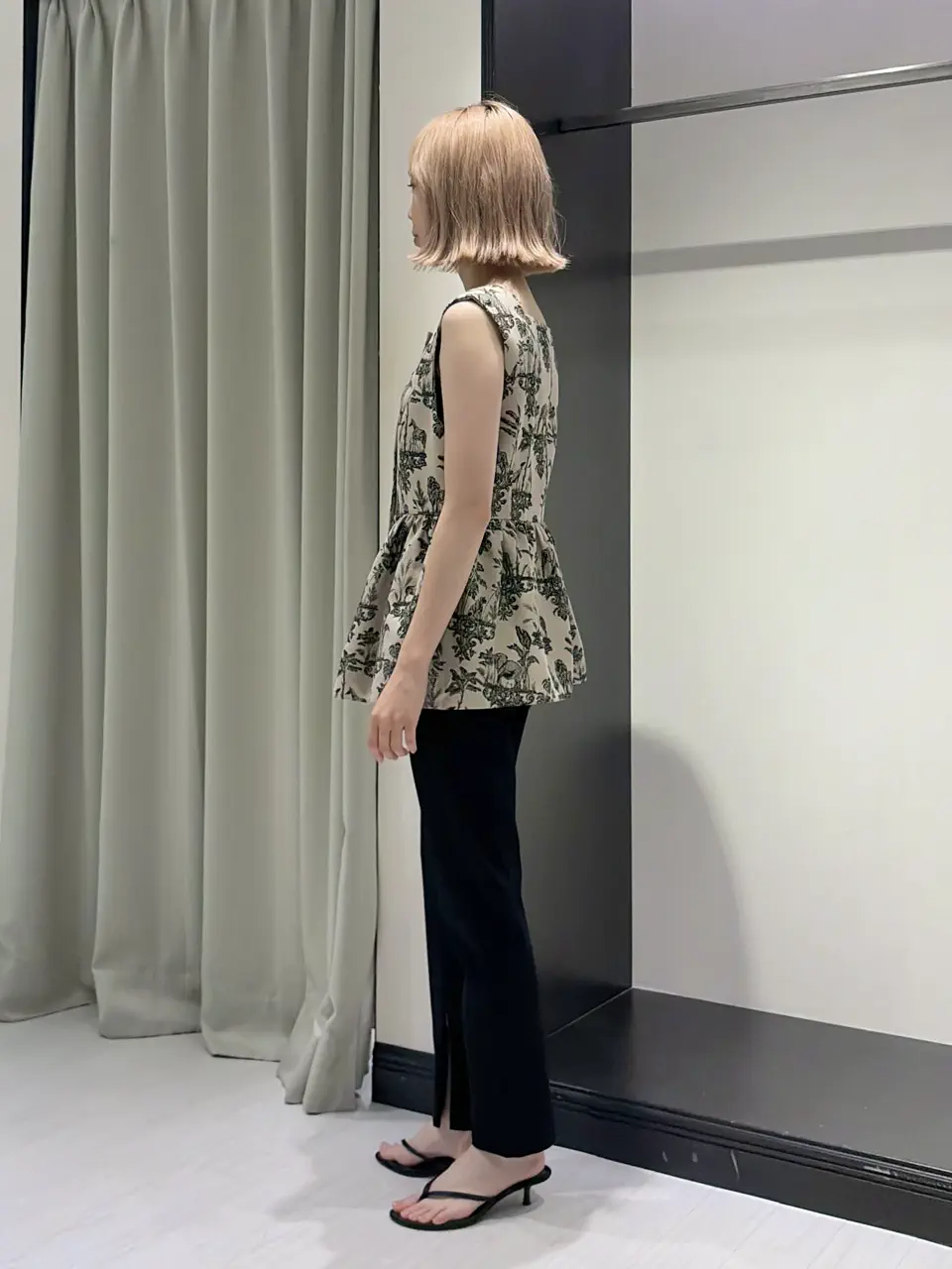 GRACE CONTINENTAL Abe コーディネート画像