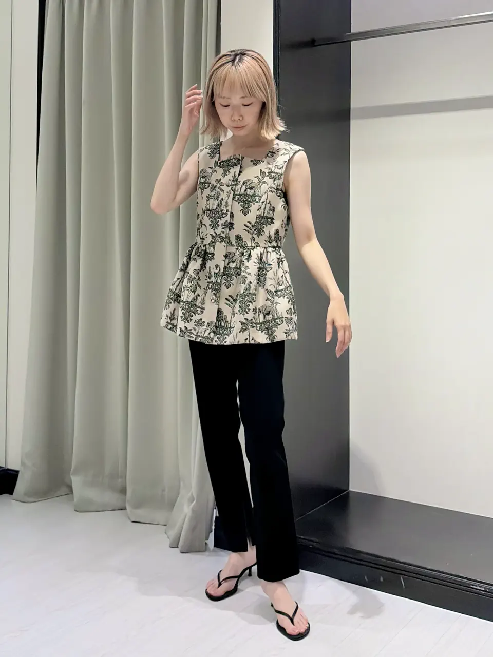 GRACE CONTINENTAL Abe コーディネート画像