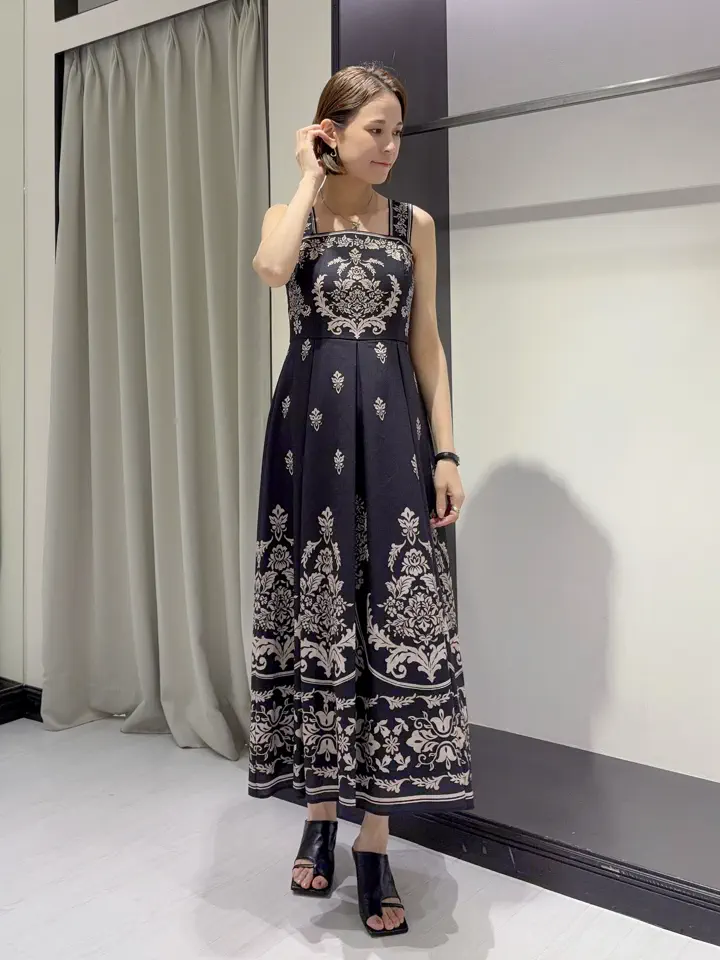 GRACE CONTINENTAL 亀田 未希 コーディネート画像