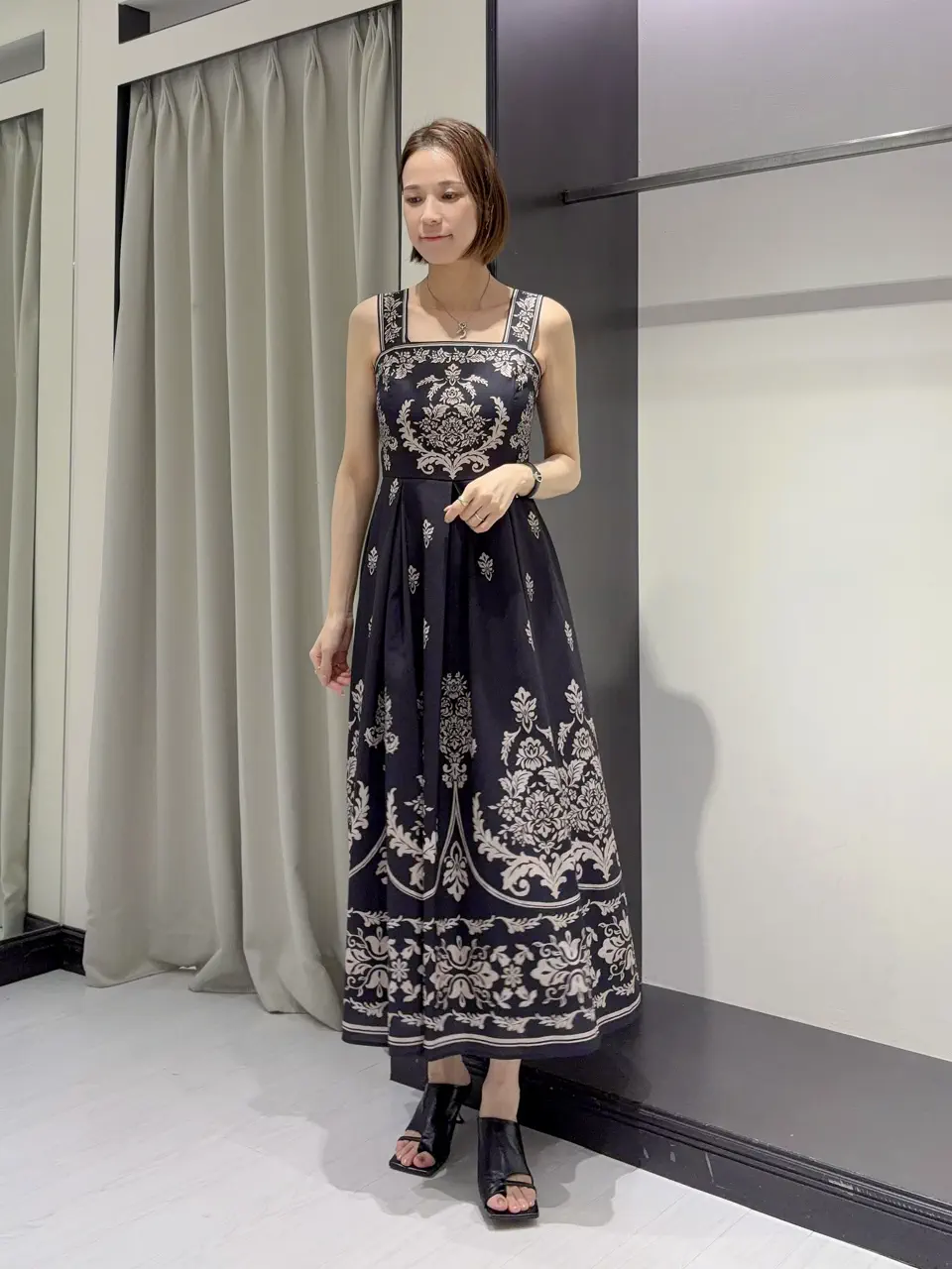 GRACE CONTINENTAL 亀田 未希 コーディネート画像