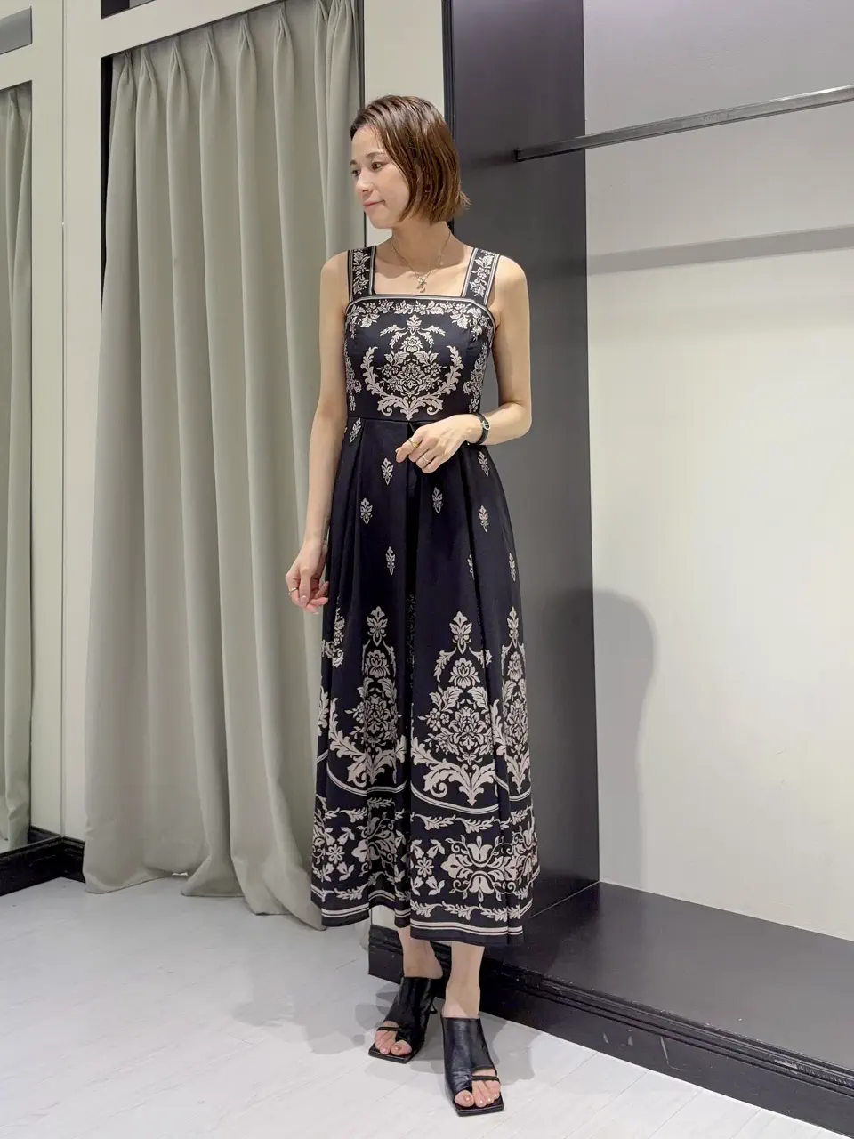GRACE CONTINENTAL 亀田 未希 コーディネート画像