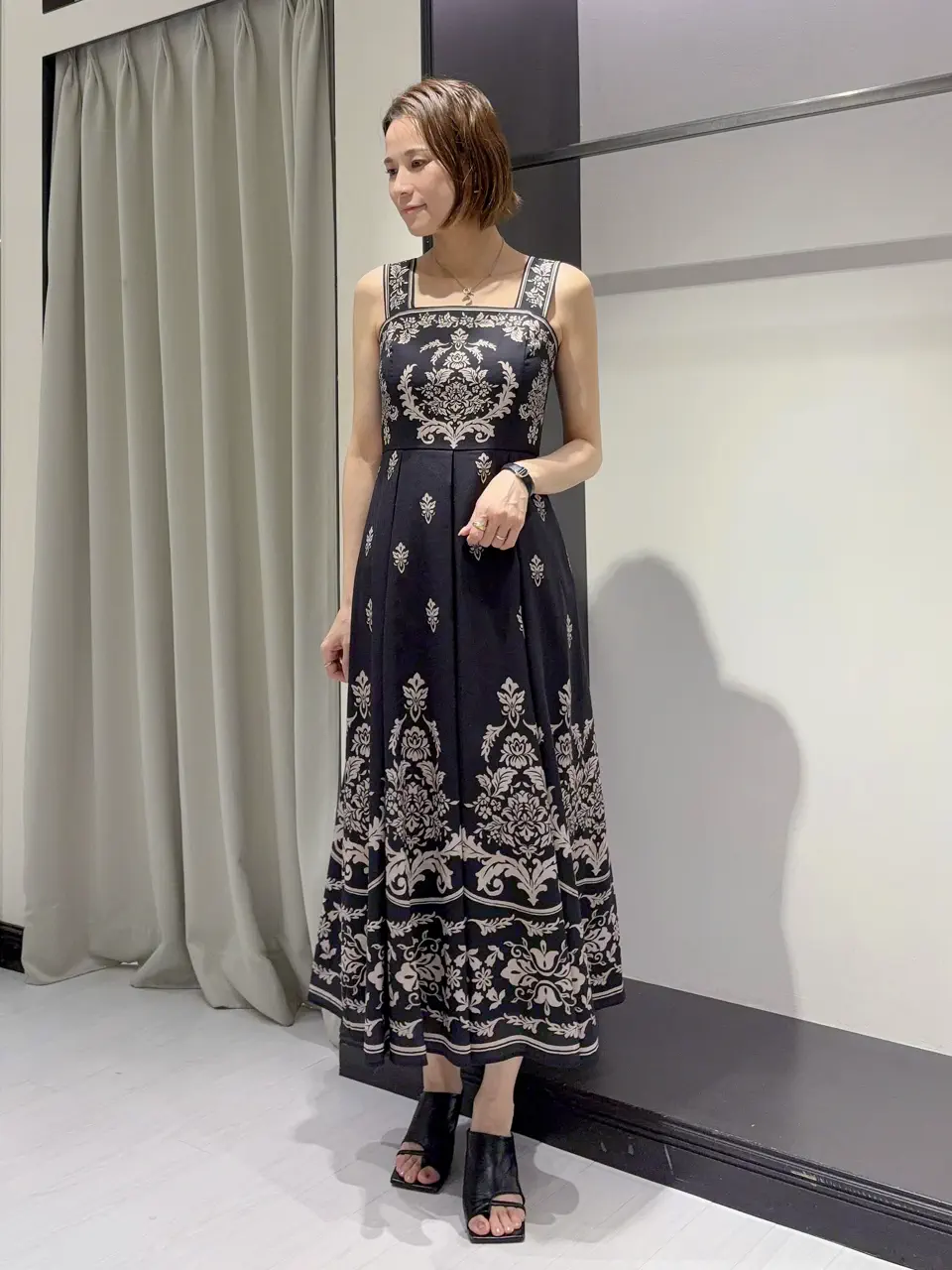 GRACE CONTINENTAL 亀田 未希 コーディネート画像