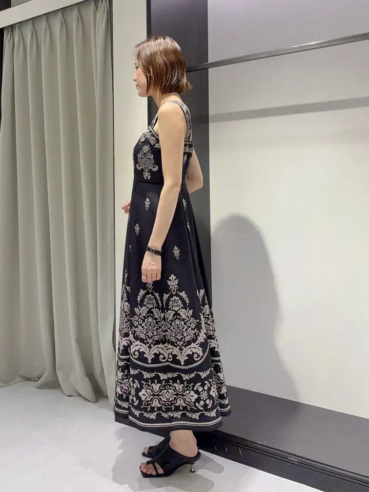 GRACE CONTINENTAL 亀田 未希 コーディネート画像