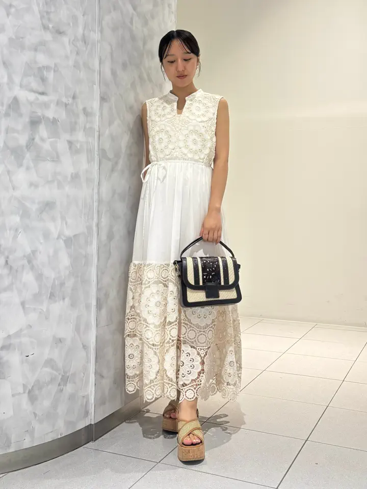 GRACE CONTINENTAL 岩永 春佳 コーディネート画像