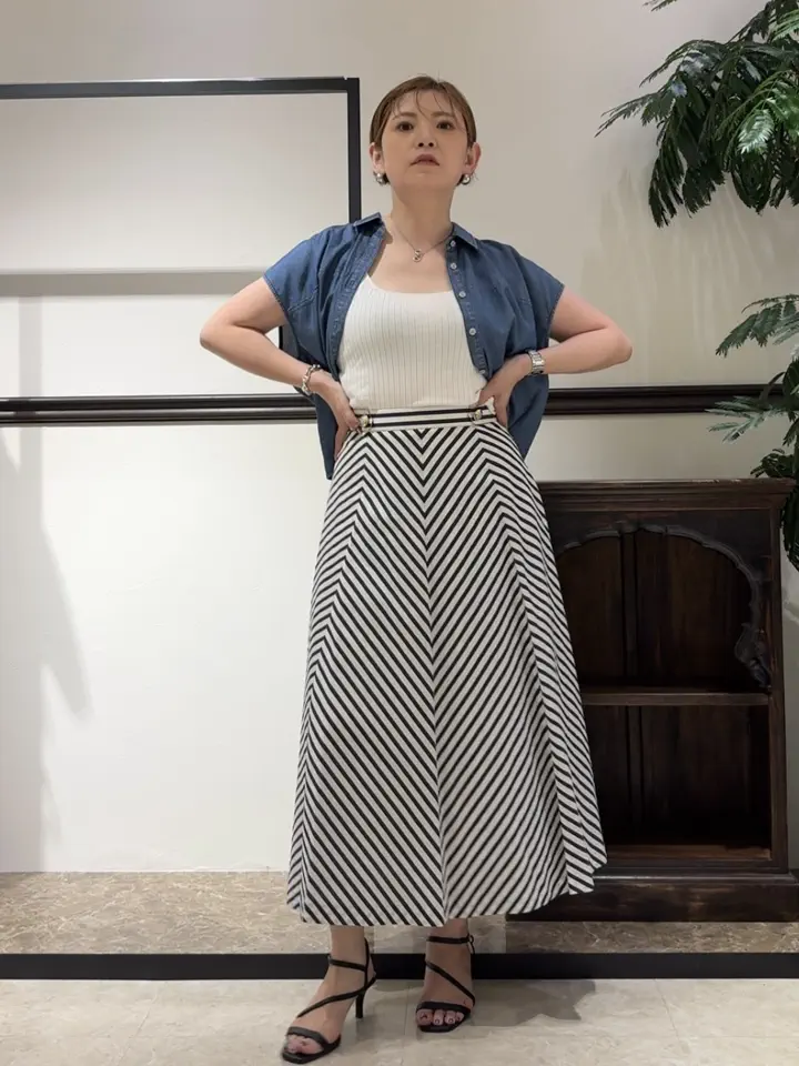 GRACE CONTINENTAL N.YURI コーディネート画像
