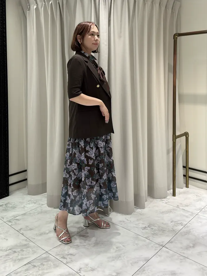 GRACE CONTINENTAL Izumi コーディネート画像