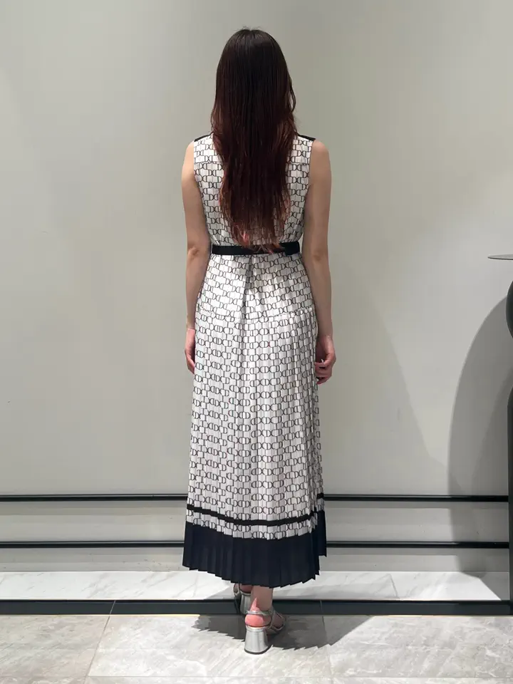 GRACE CONTINENTAL RIKO コーディネート画像