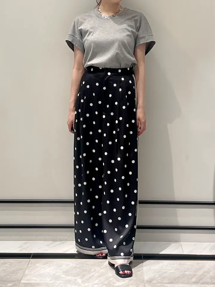 GRACE CONTINENTAL RIKO コーディネート画像