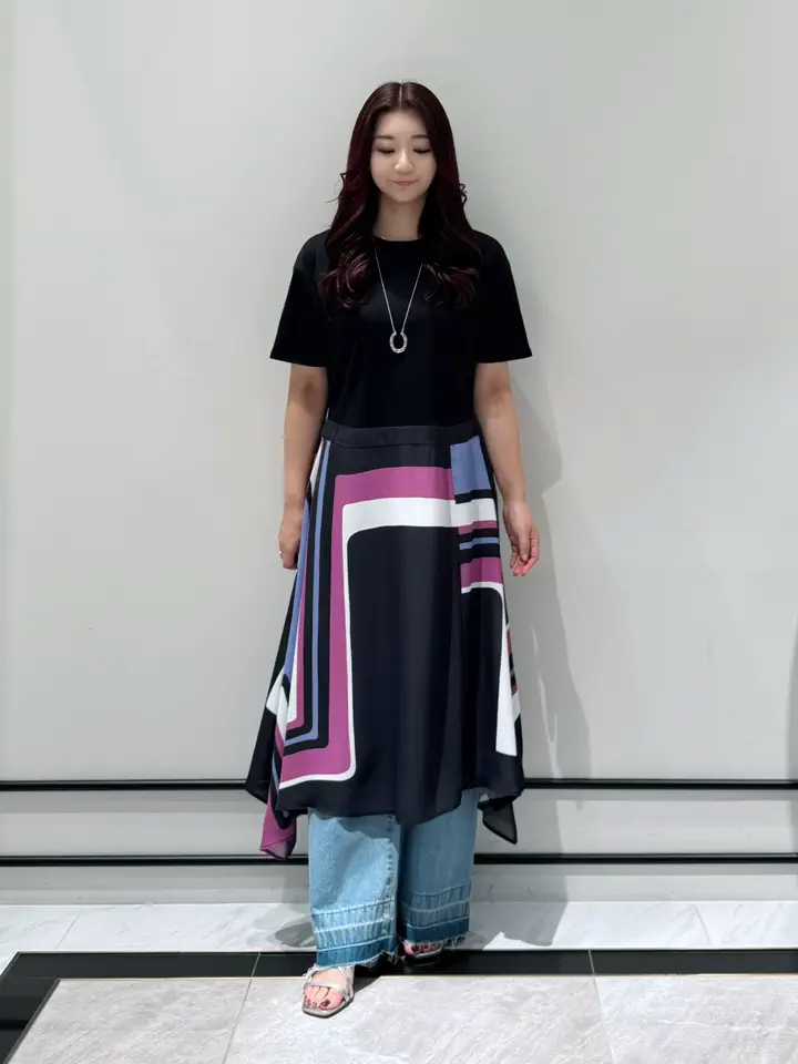 GRACE CONTINENTAL MOMOKO コーディネート画像