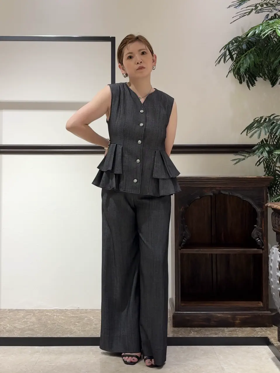GRACE CONTINENTAL N.YURI コーディネート画像
