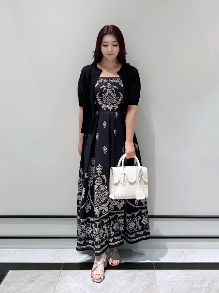 GRACE CONTINENTAL MOMOKO コーディネート画像