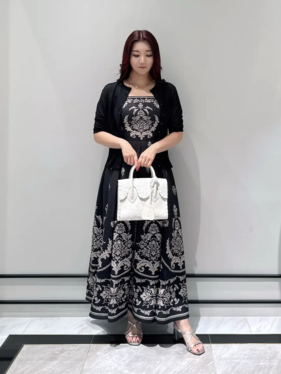 GRACE CONTINENTAL MOMOKO コーディネート画像