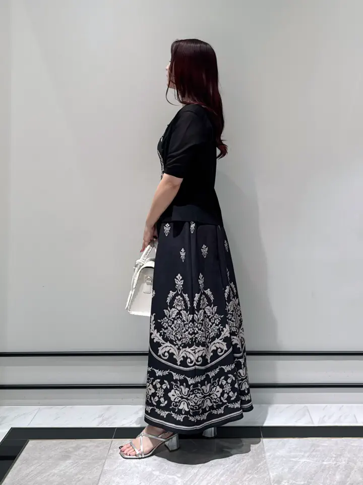 GRACE CONTINENTAL MOMOKO コーディネート画像