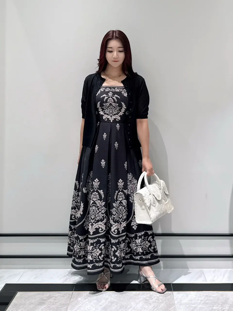 GRACE CONTINENTAL MOMOKO コーディネート画像