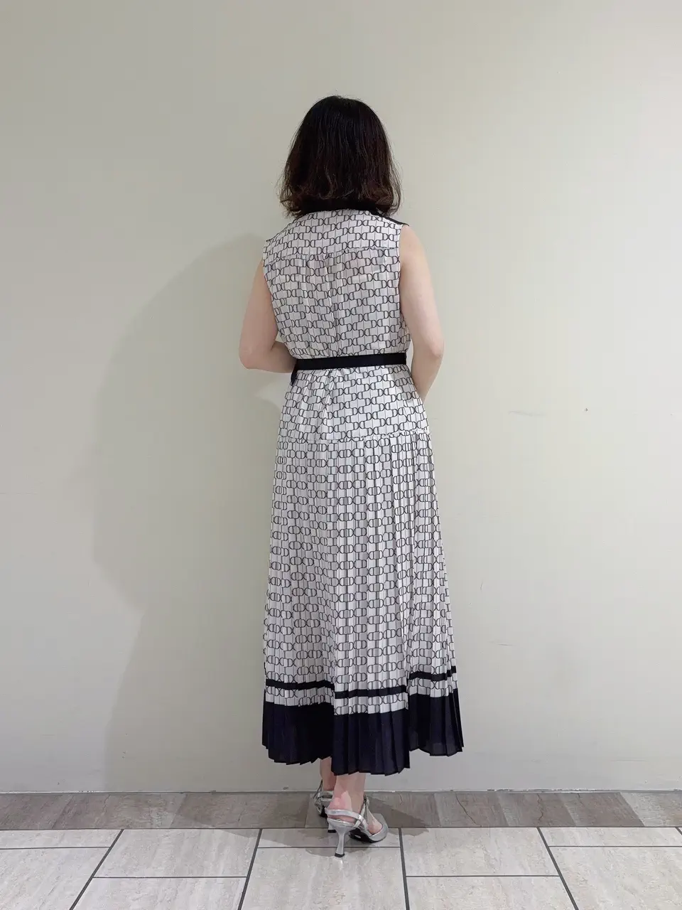 GRACE CONTINENTAL SASAKI コーディネート画像