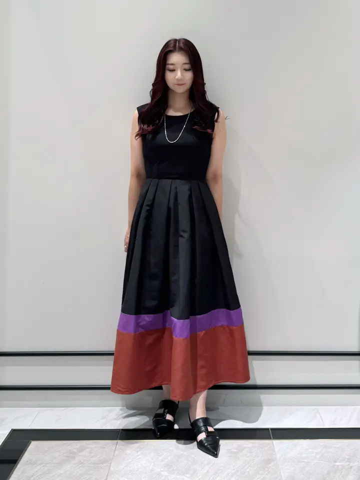 GRACE CONTINENTAL MOMOKO コーディネート画像