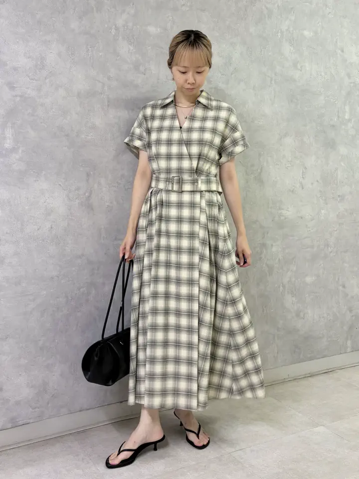 GRACE CONTINENTAL Abe コーディネート画像