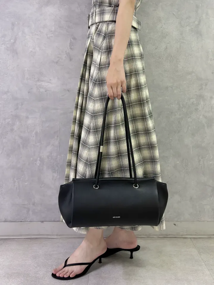 GRACE CONTINENTAL Abe コーディネート画像