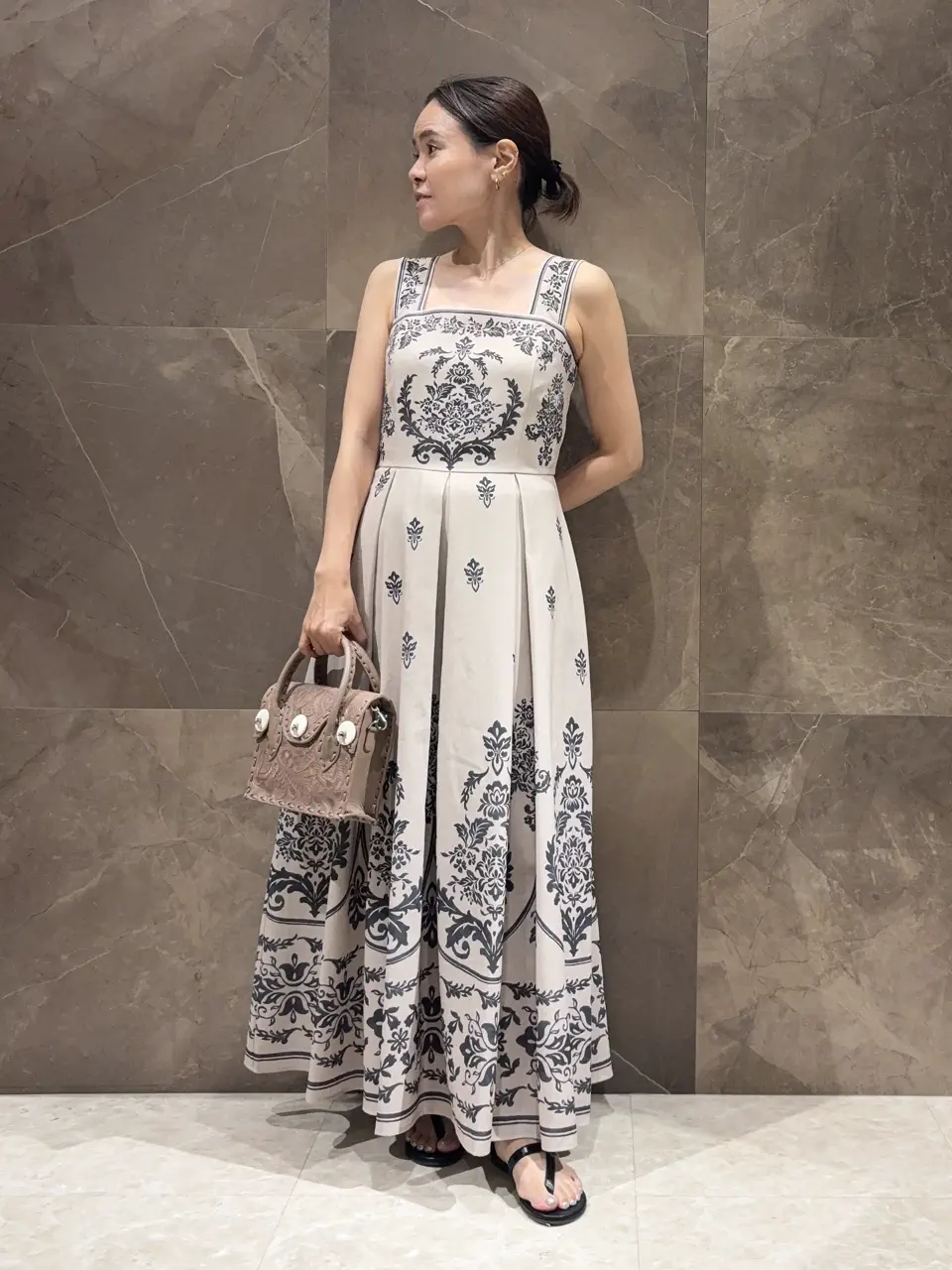  穐山　香織 コーディネート画像