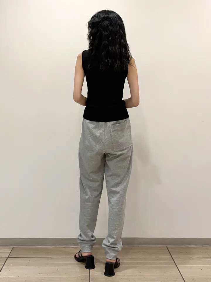GRACE CONTINENTAL yoshi コーディネート画像