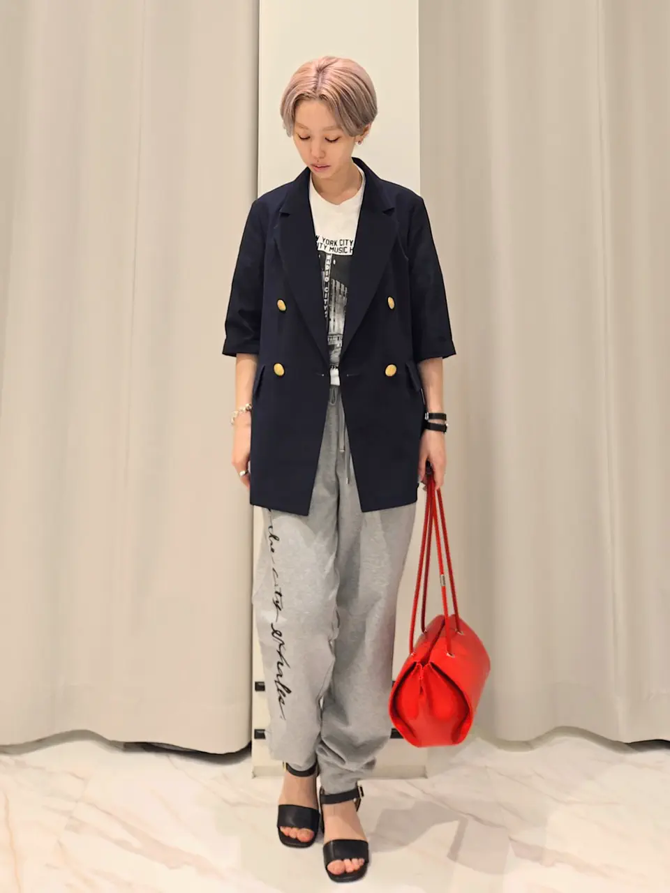  isono yui コーディネート画像