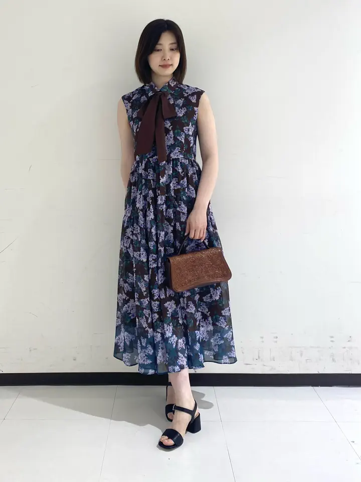 GRACE CONTINENTAL MIKIHO コーディネート画像