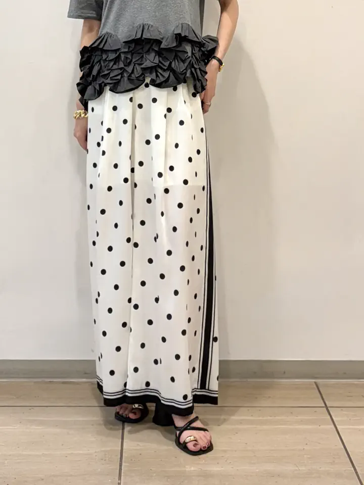 GRACE CONTINENTAL yoshi コーディネート画像