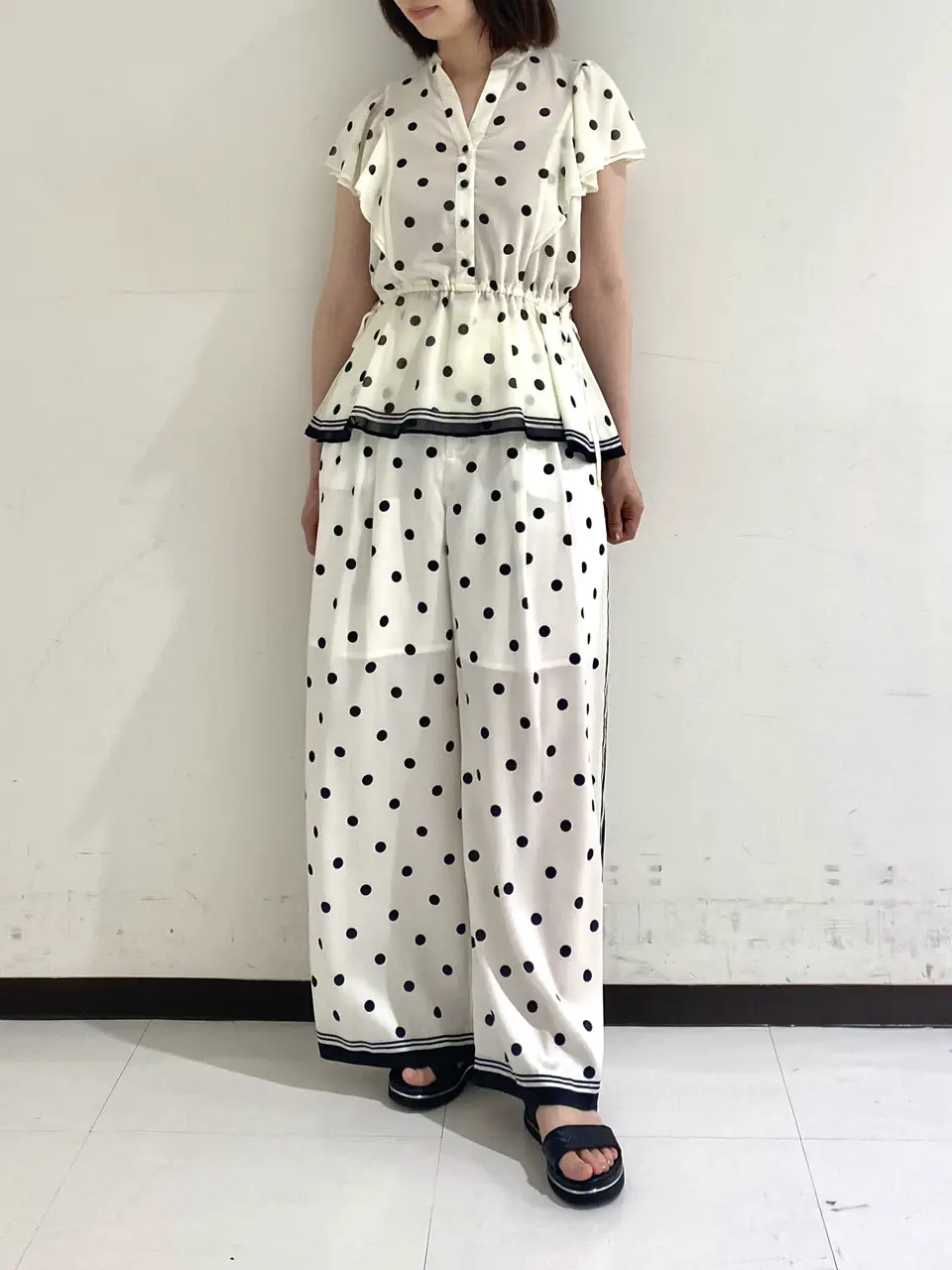 GRACE CONTINENTAL MIKIHO コーディネート画像