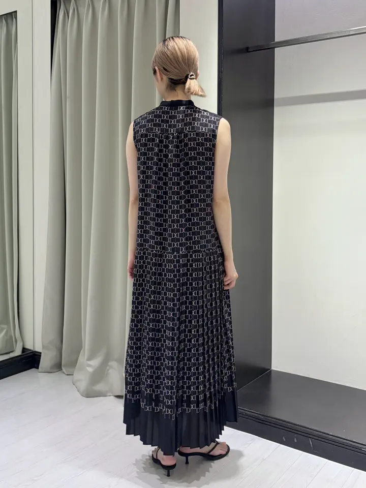 GRACE CONTINENTAL Abe コーディネート画像