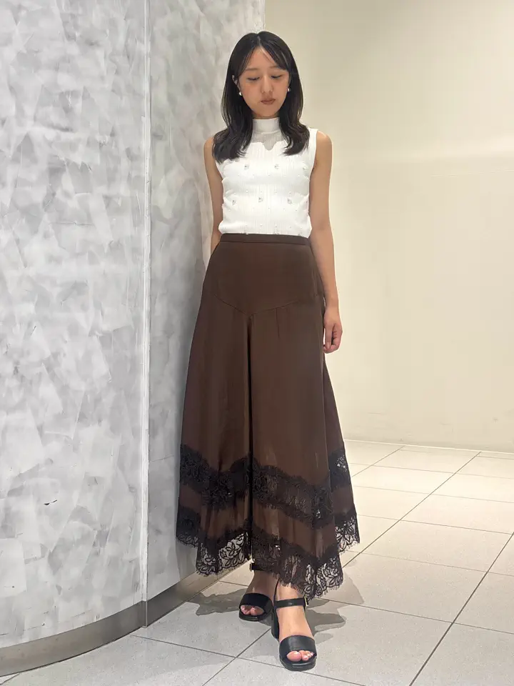 GRACE CONTINENTAL 岩永 春佳 コーディネート画像