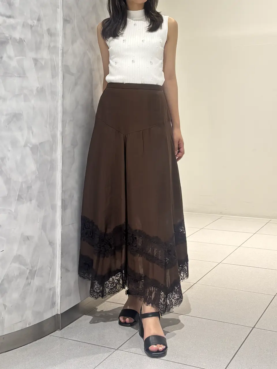 GRACE CONTINENTAL 岩永 春佳 コーディネート画像