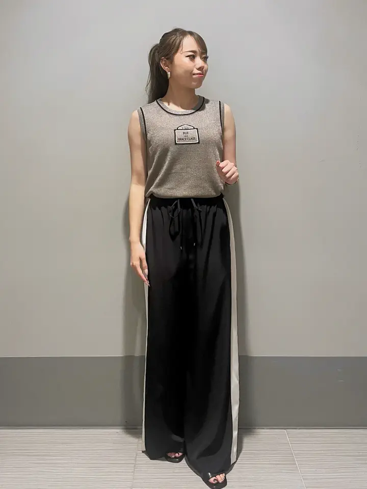 GRACE CONTINENTAL 細川　もなみ コーディネート画像
