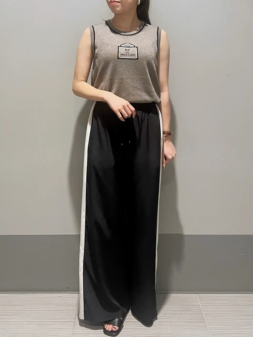 GRACE CONTINENTAL 細川　もなみ コーディネート画像