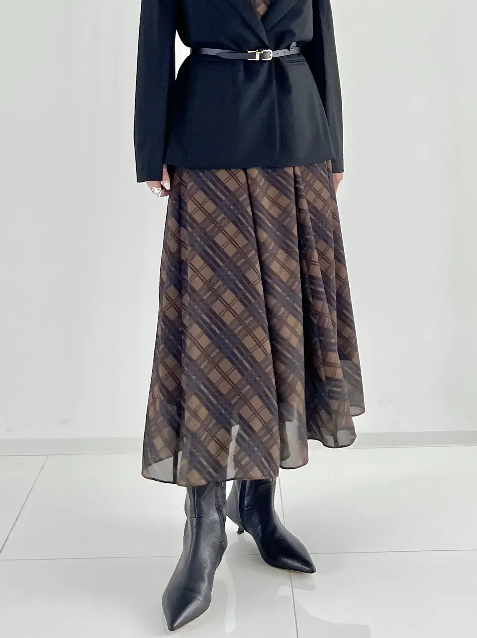 GRACE CONTINENTAL NORIA コーディネート画像