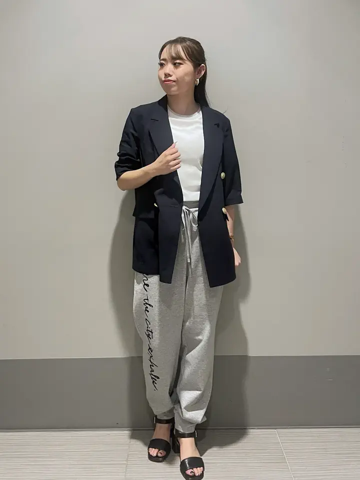 GRACE CONTINENTAL 細川　もなみ コーディネート画像