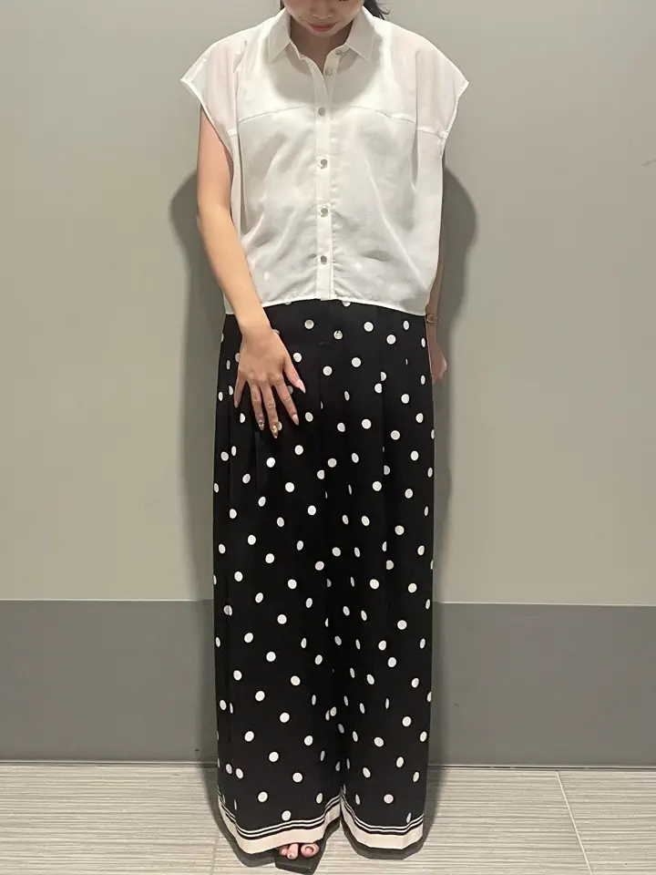 GRACE CONTINENTAL 細川　もなみ コーディネート画像