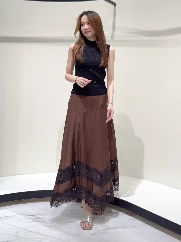 GRACE CONTINENTAL Suzuka コーディネート画像