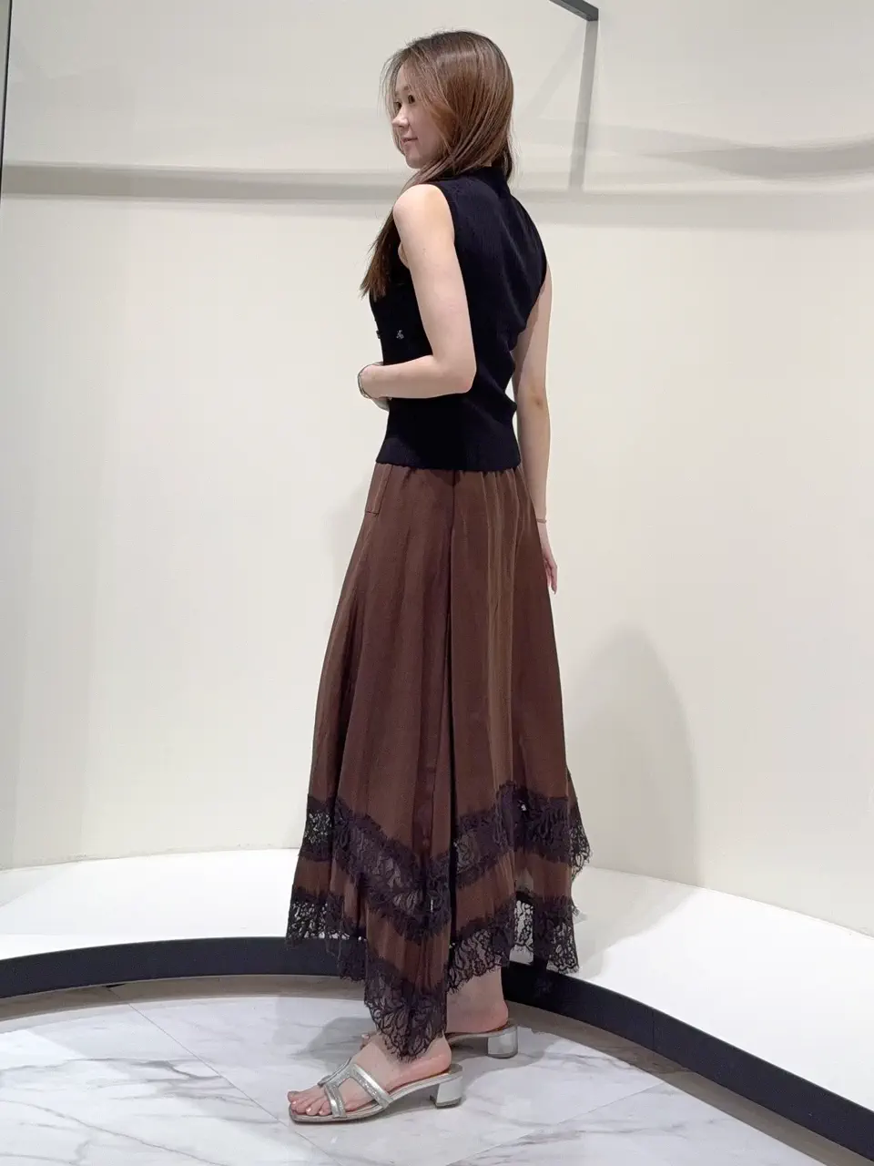 GRACE CONTINENTAL Suzuka コーディネート画像