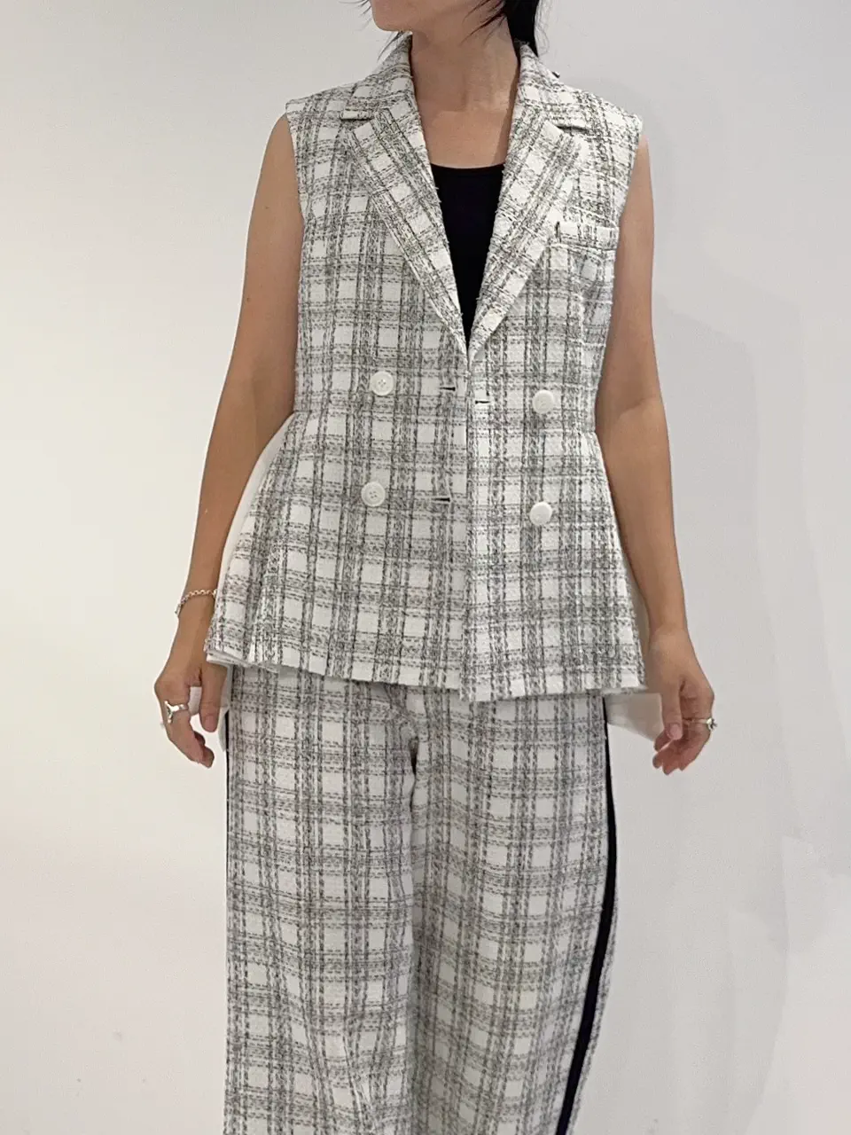 GRACE CONTINENTAL 古川温子 コーディネート画像
