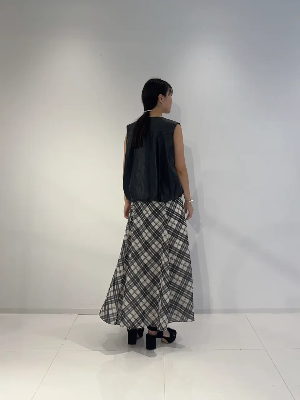 GRACE CONTINENTAL 古川温子 コーディネート画像