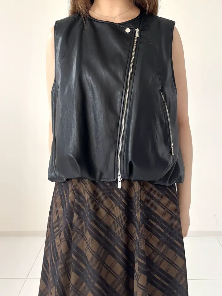 GRACE CONTINENTAL miyuki adachi コーディネート画像