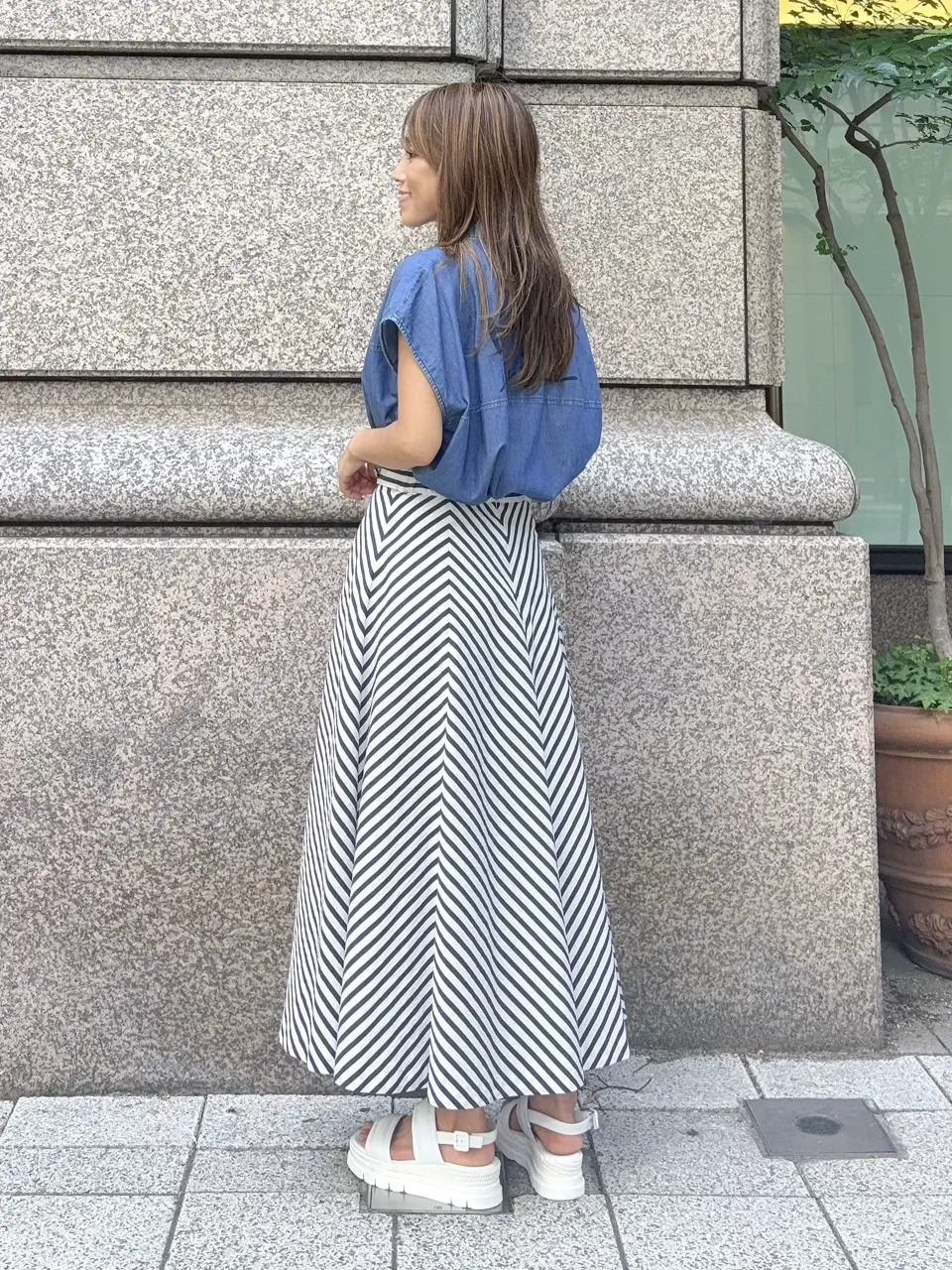 GRACE CONTINENTAL yukimi yonee コーディネート画像