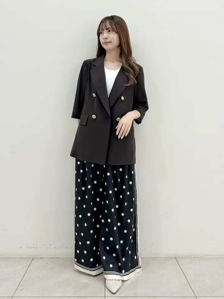 GRACE CONTINENTAL Miu Akamatsu コーディネート画像