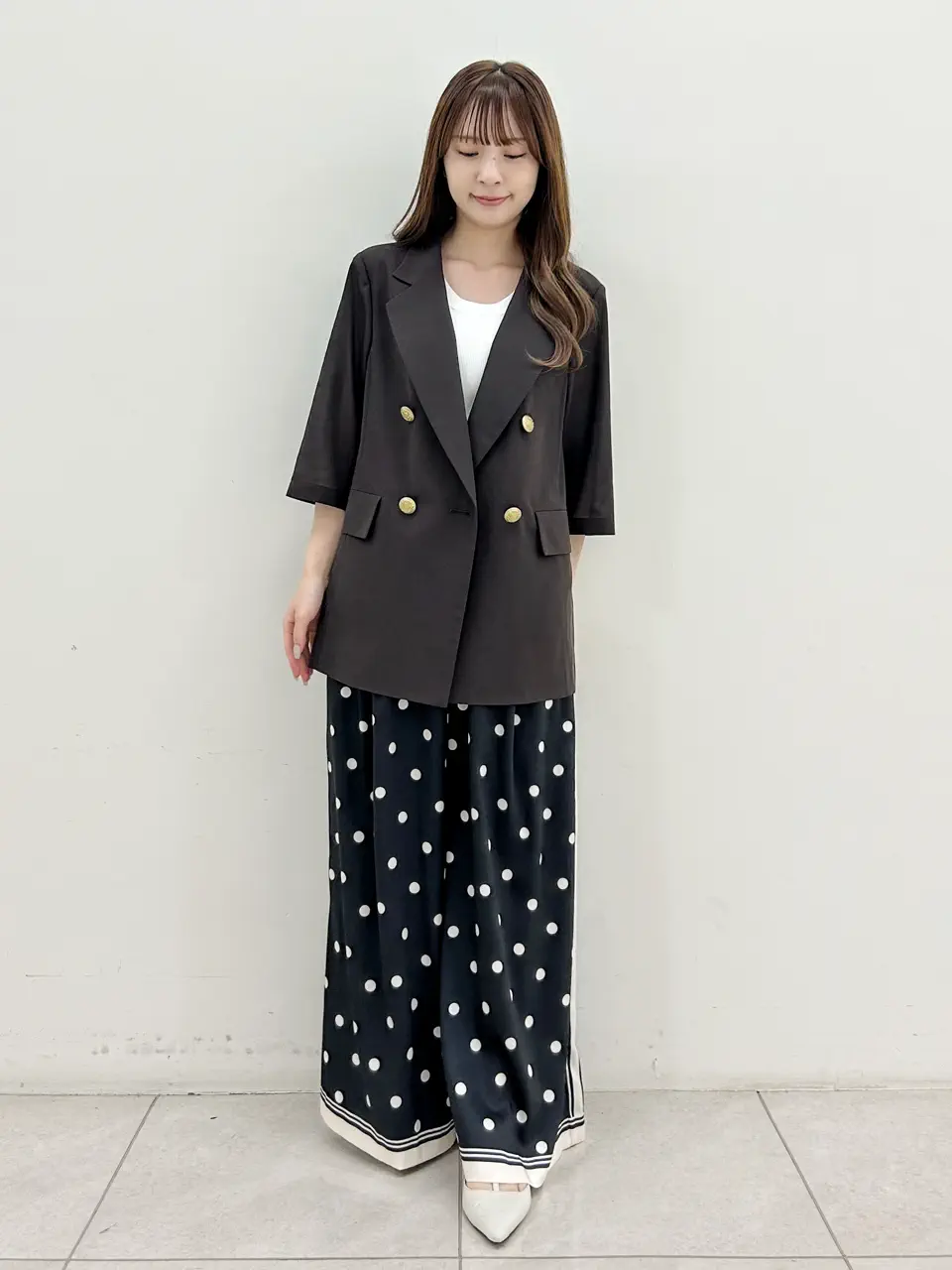 GRACE CONTINENTAL Miu Akamatsu コーディネート画像