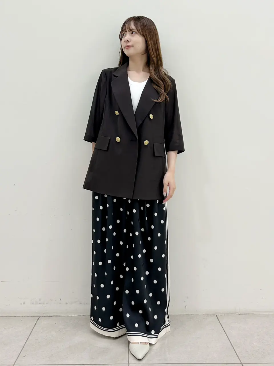 GRACE CONTINENTAL Miu Akamatsu コーディネート画像