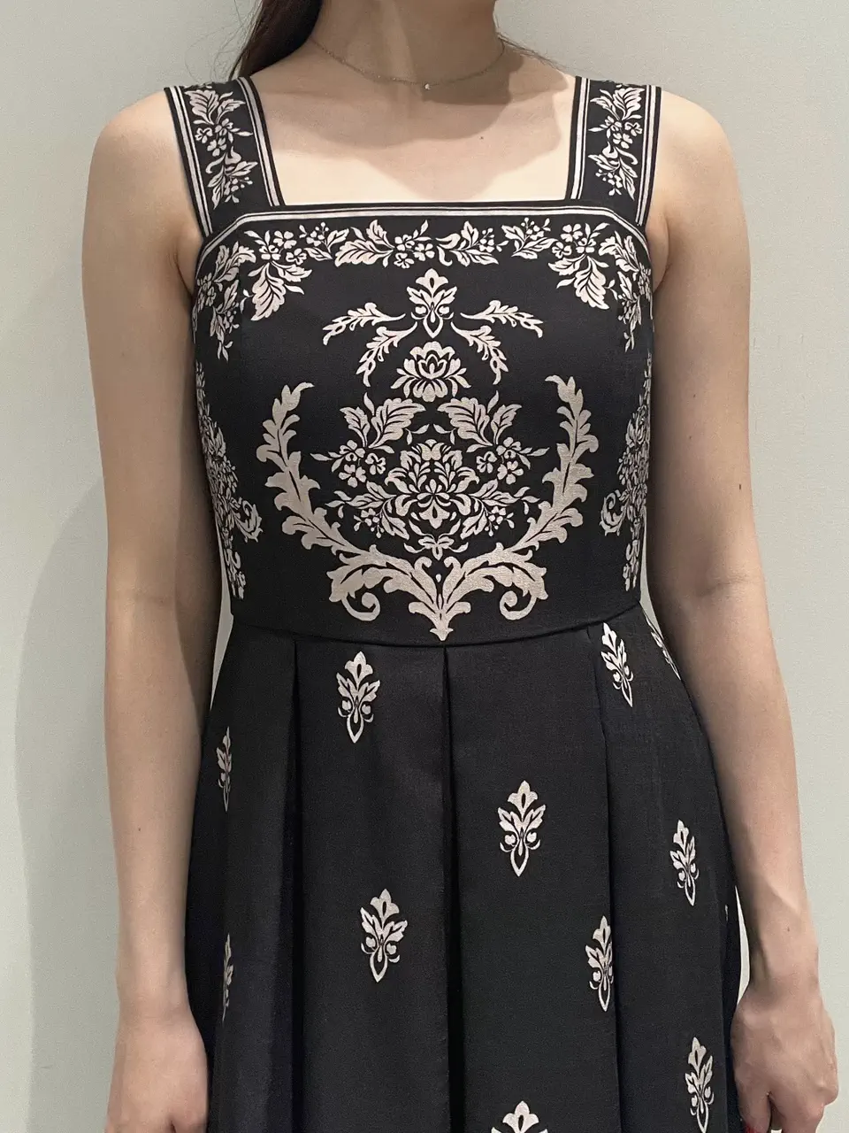 GRACE CONTINENTAL RIKO コーディネート画像