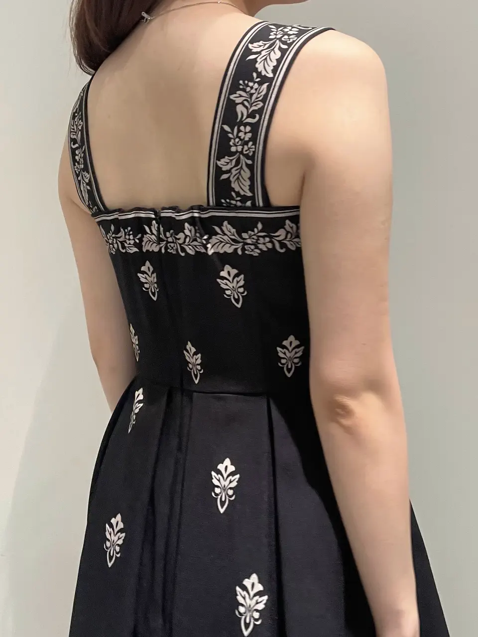 GRACE CONTINENTAL RIKO コーディネート画像