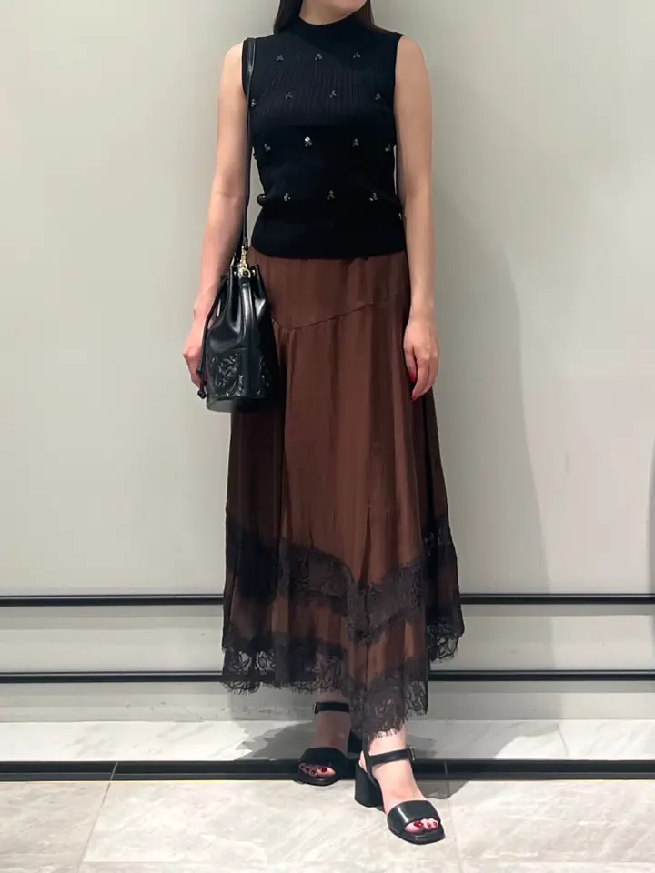 GRACE CONTINENTAL RIKO コーディネート画像