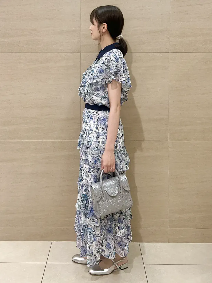 GRACE CONTINENTAL Wakazono コーディネート画像